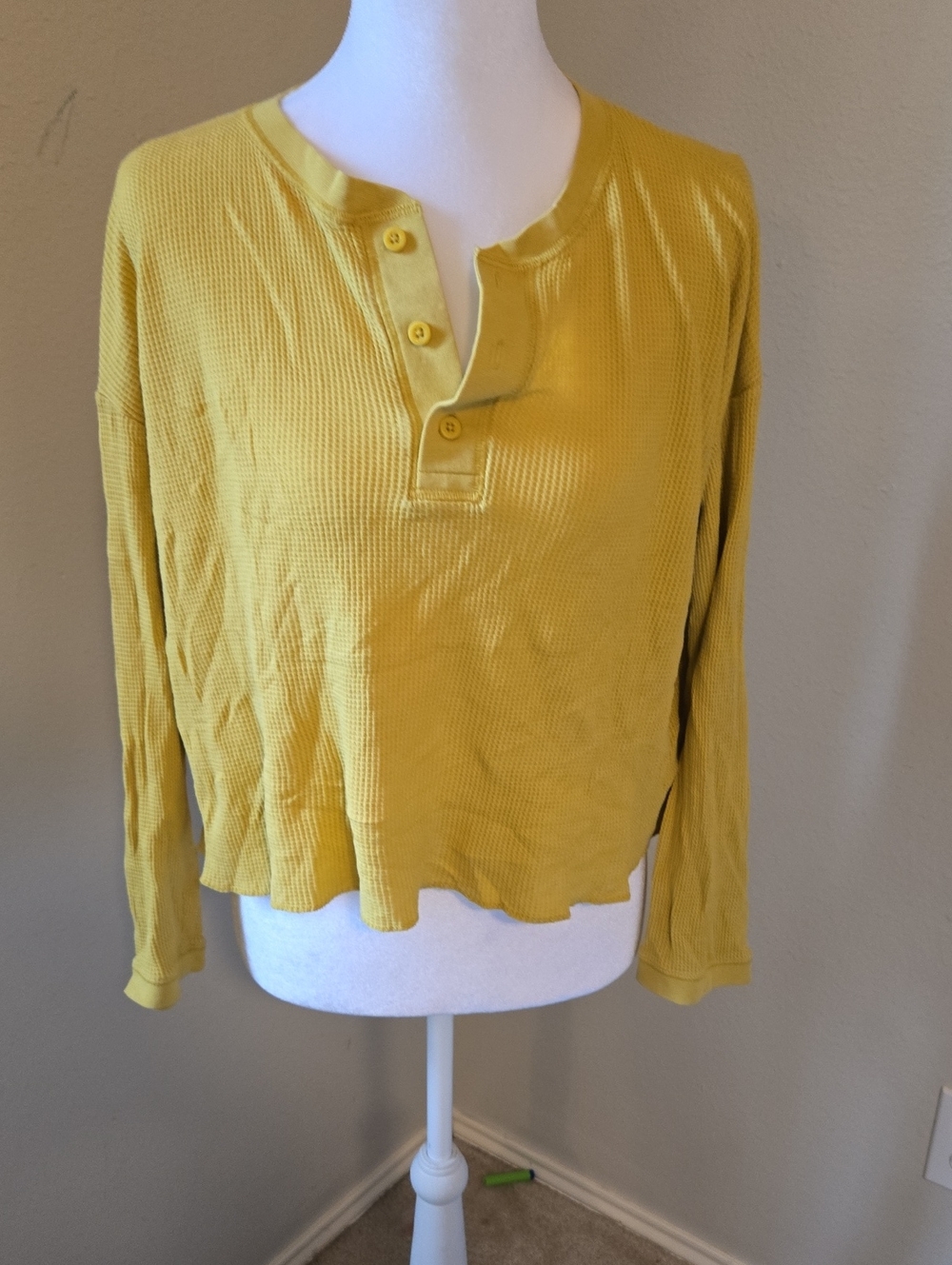 Everlane Mustard Waffle Henley Long Sleeve Top - Picture 1 of 7